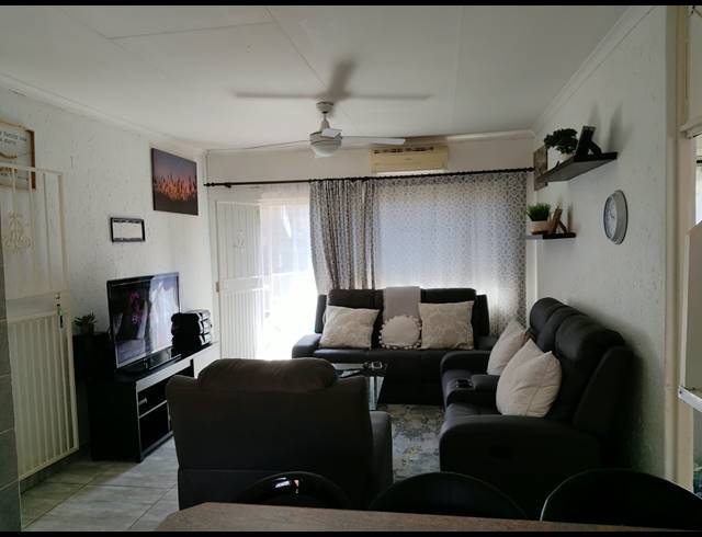 3 BEDROOM SIMPLEX FOR SALE IN TERENURE
